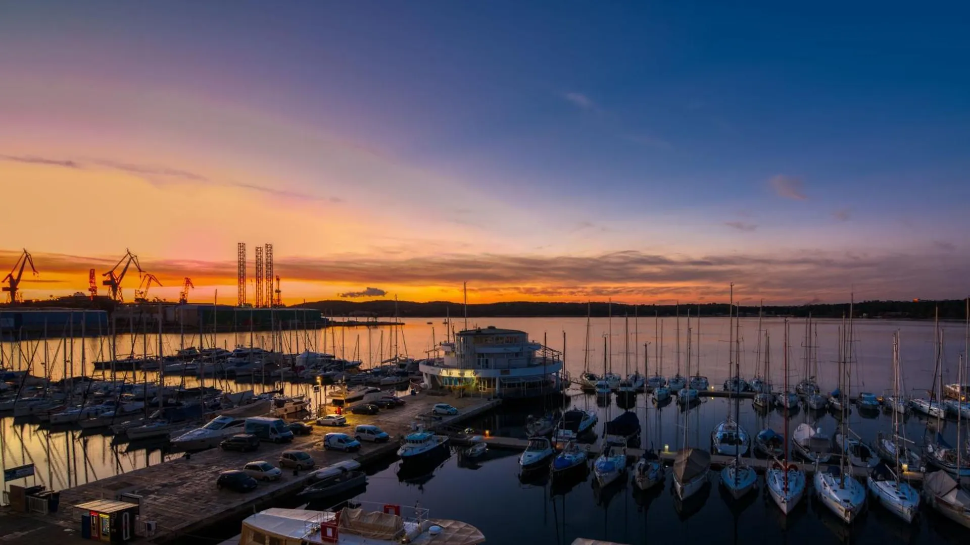 Yacht Marina Apartment פולה 0*,  קרואטיה