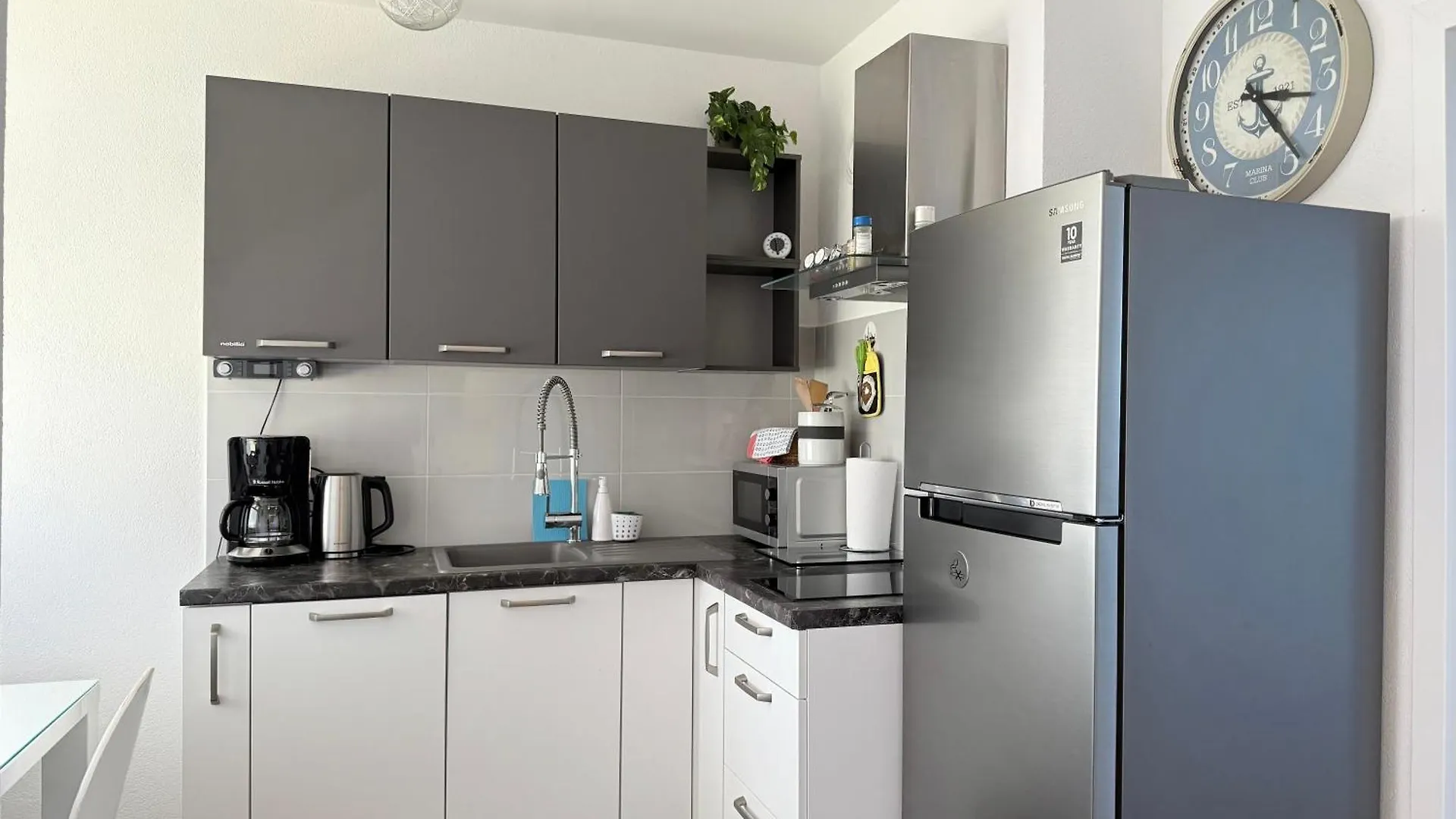 Yacht Marina Apartment פולה